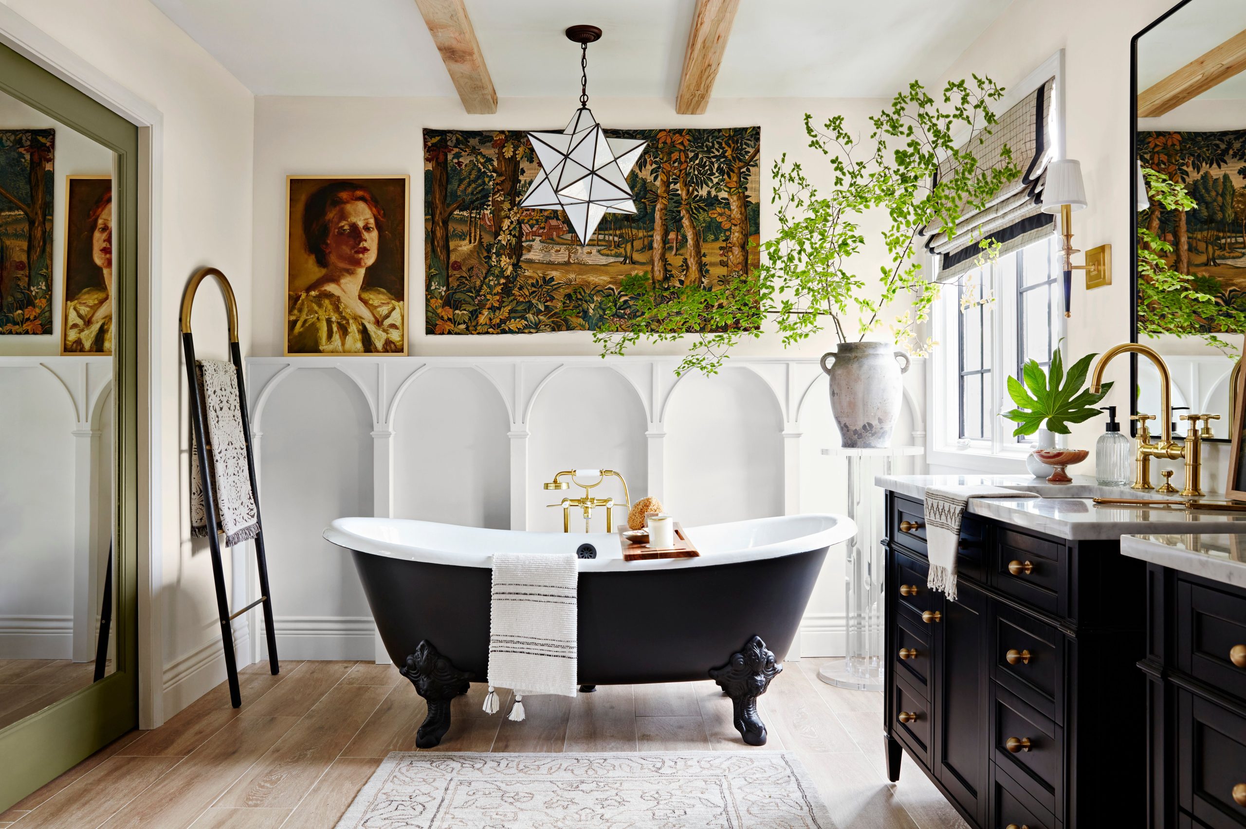 2026 Bathroom Color Trends—from Paint to Tile to Fixtures