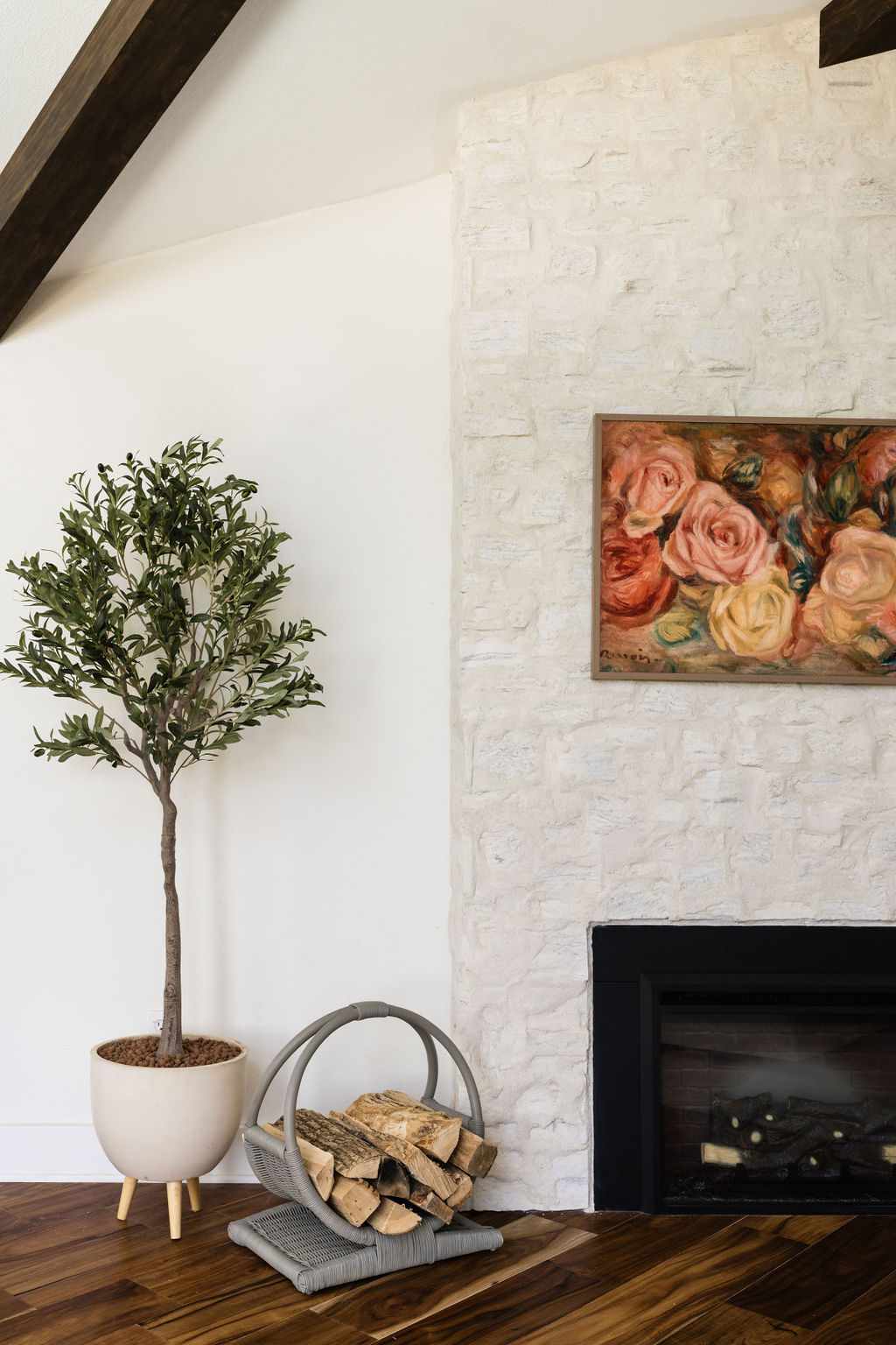 21 Beautiful Stone Fireplace Ideas, From Rustic to Elevated