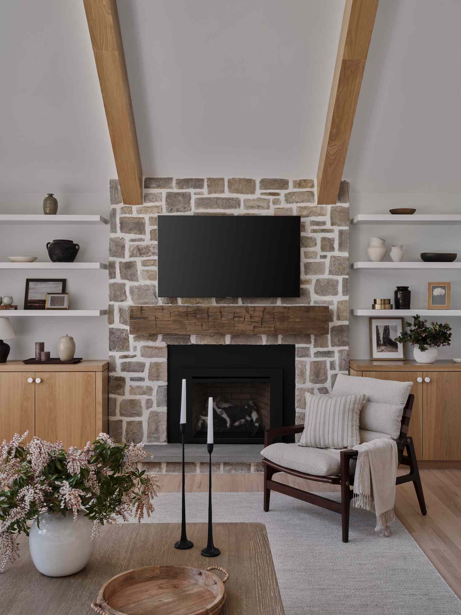 21 Beautiful Stone Fireplace Ideas, From Rustic to Elevated