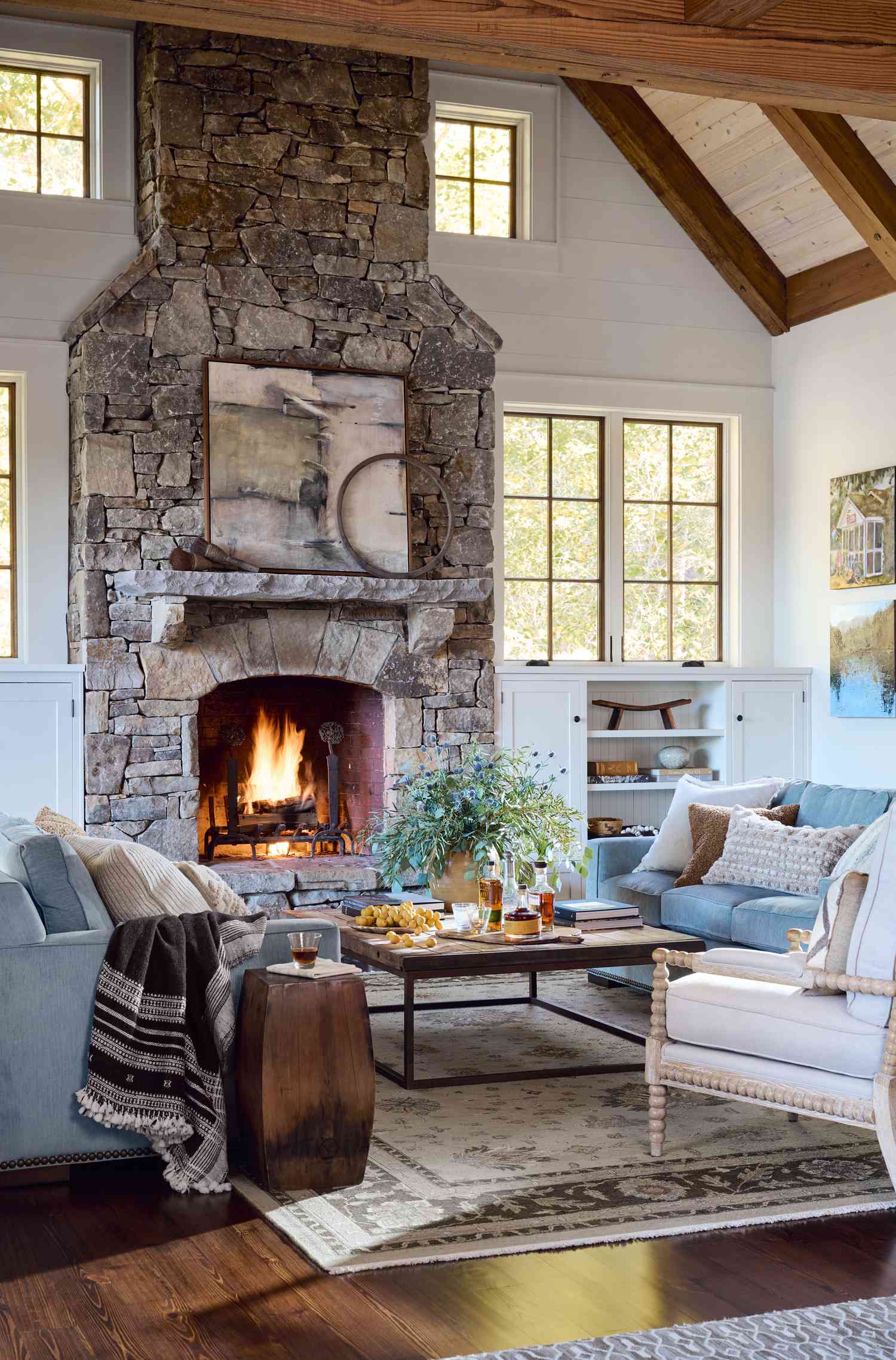 23 Stone Fireplace Ideas To Warm Up Your Home