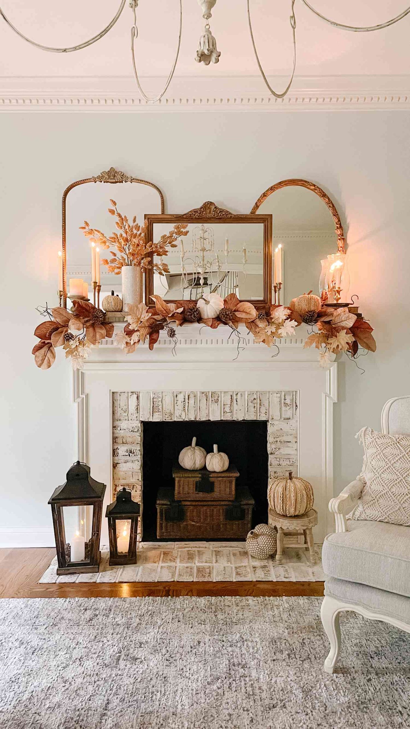 24 Fall Mantel Decorating Ideas for a Cozy, Autumnal Space