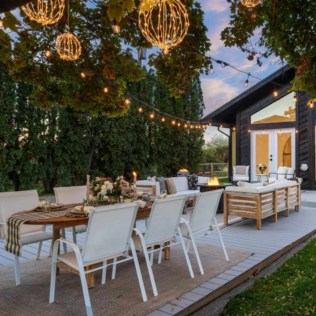 41 Fall Outdoor Decorating Ideas to Welcome the Season