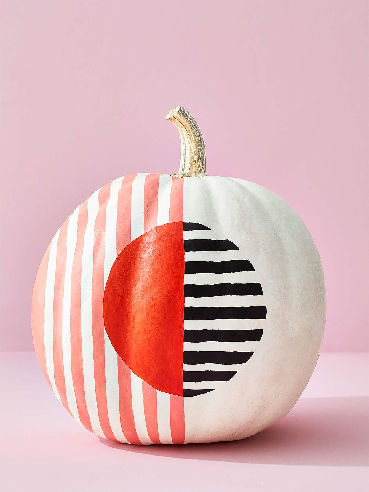 46 Easy Pumpkin Painting Ideas for Fall Decorations