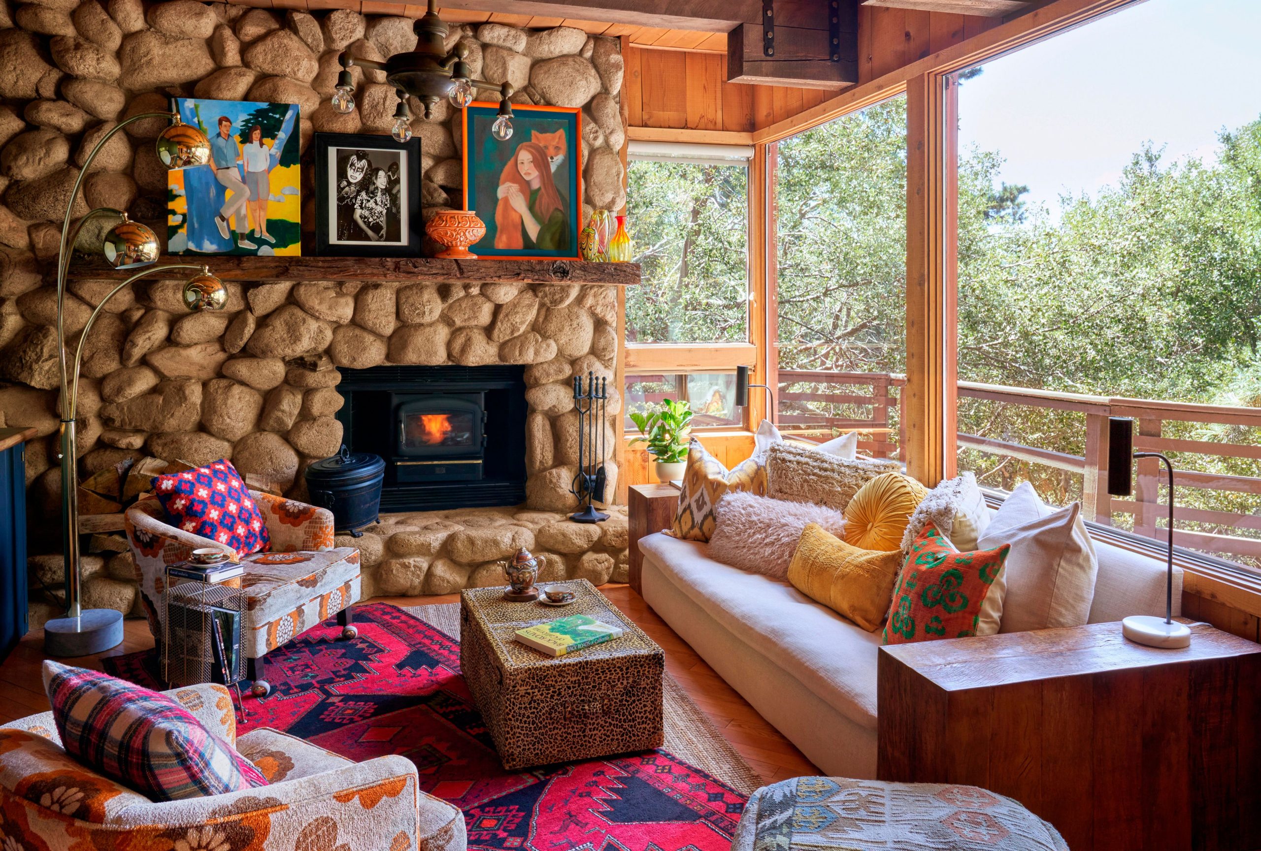 5 Cabin-Style Decor Tips That Make Cozy Look Effortlessly Chic