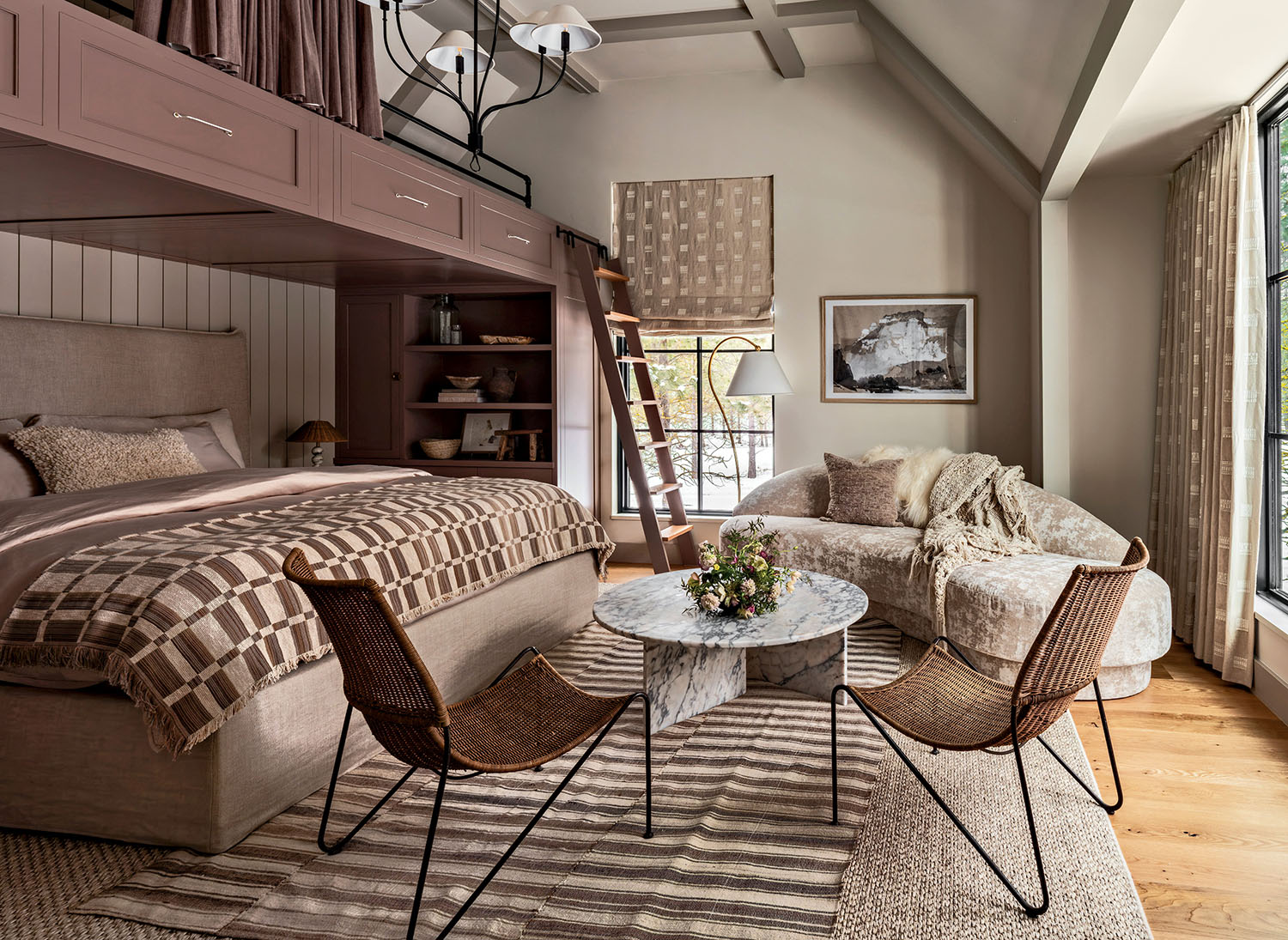 6 Cozy Interiors With Year-Round Aesthetic Appeal | LUXE Interiors + Design