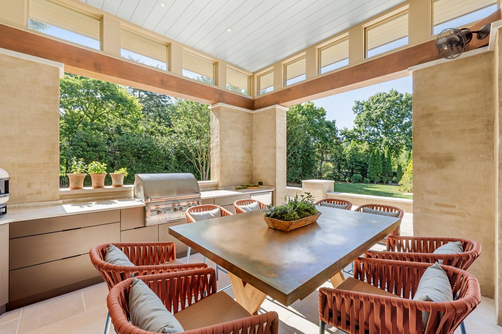 62 Outdoor Kitchen Ideas to Turn Your Backyard Into Party Central This Spring | Architectural Digest