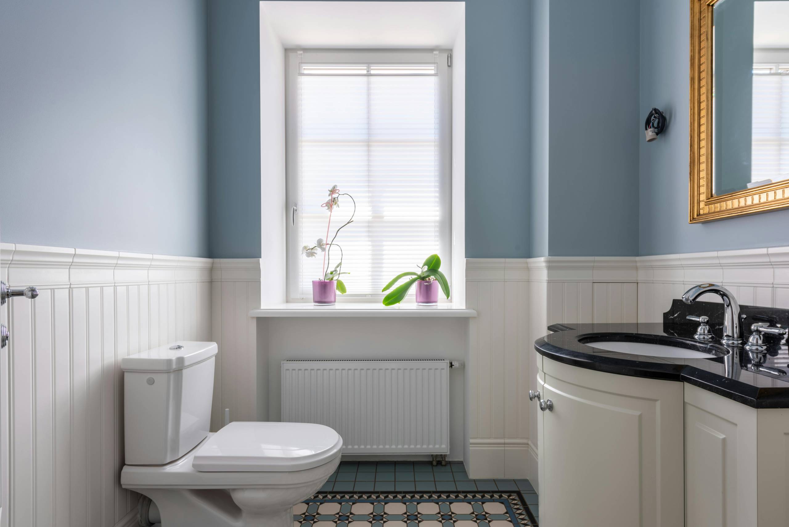 Bathroom Wainscoting Ideas (Styles, Height & Materials) in Ottawa