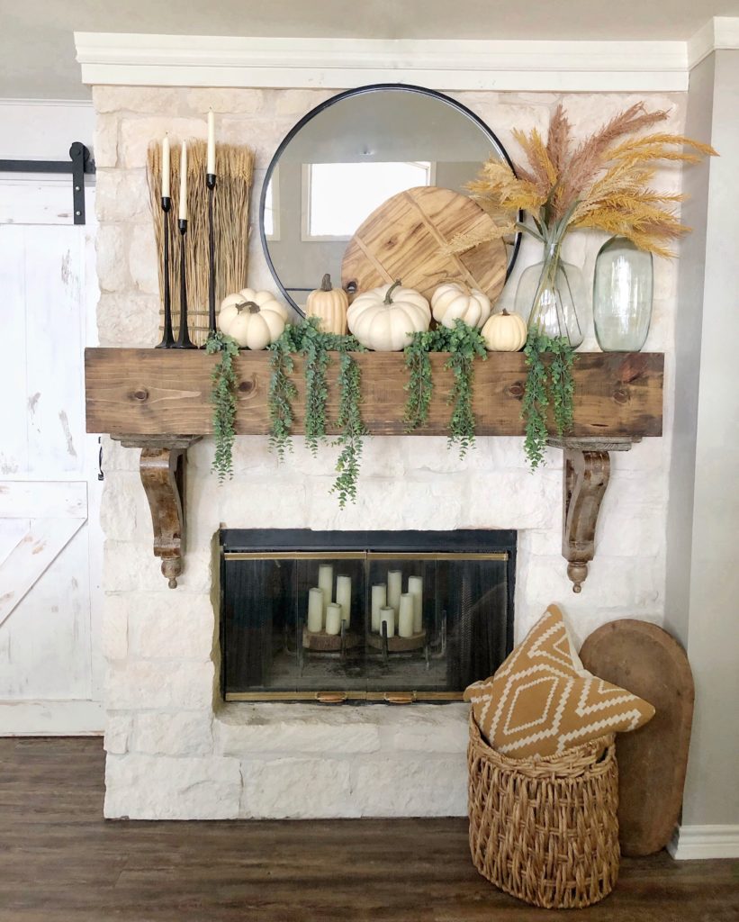Best Fall Mantel Ideas | Fall Home Decor Inspiration