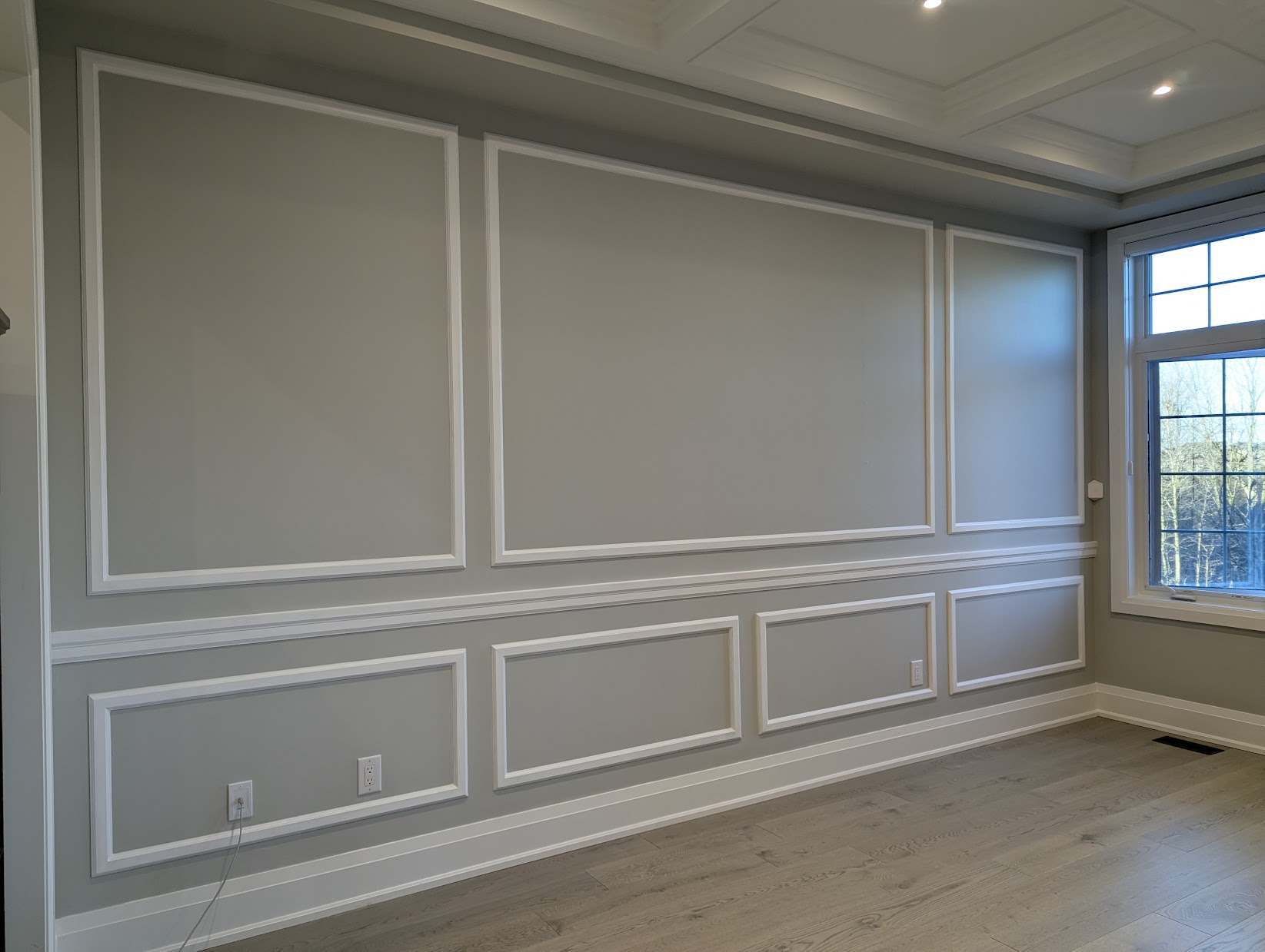 Choosing Wainscoting Styles: 6 Types Explained | Expert