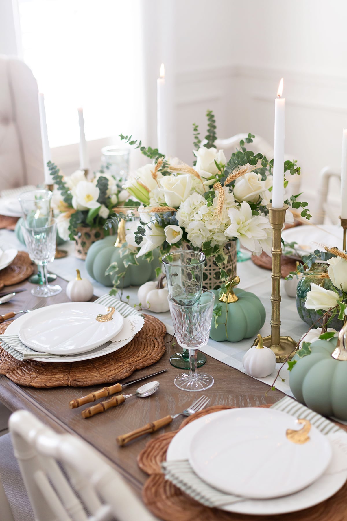 Classy Fall Table with Pumpkin Plates