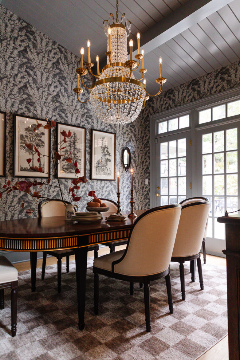 Dining Room - Chris Loves Julia