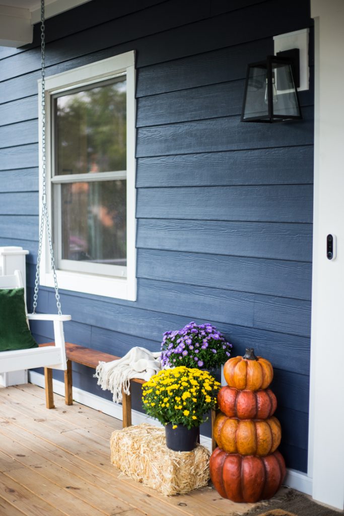 Easy Front Porch Fall Decor - Live Free Creative Co