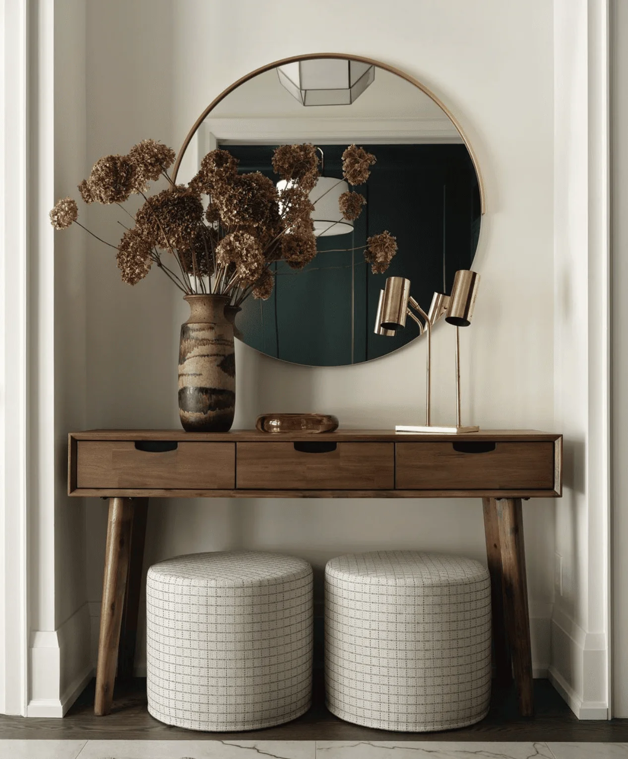 Entry Table Decor Ideas: Simple Tips to Elevate Your Entryway