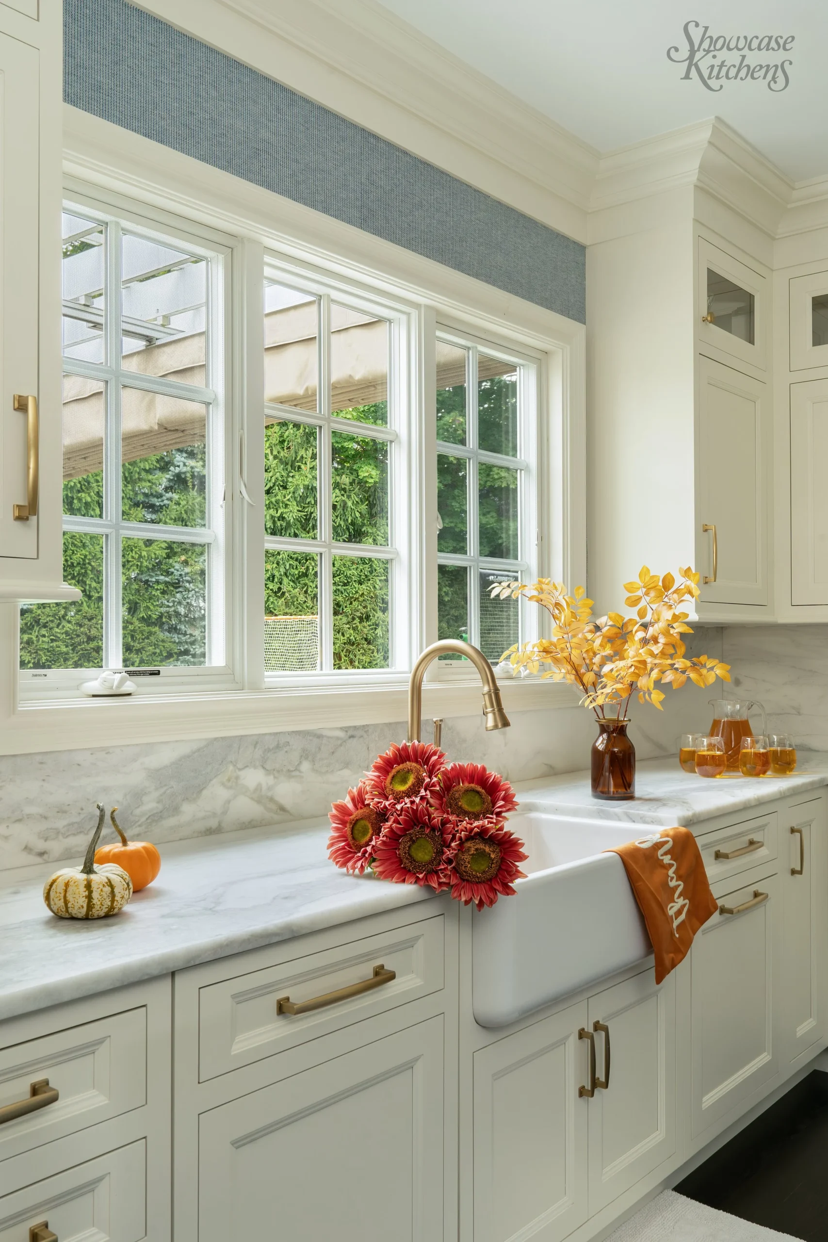 Fall Kitchen Trends 2025: Warm Colors, Seasonal Styling & Holiday-Ready Ideas | Long Island Custom Kitchen Remodeling