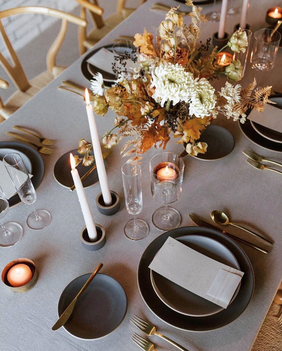 Fall tablescapes | Thanksgiving tablescape ideas | 100 Layer Cake