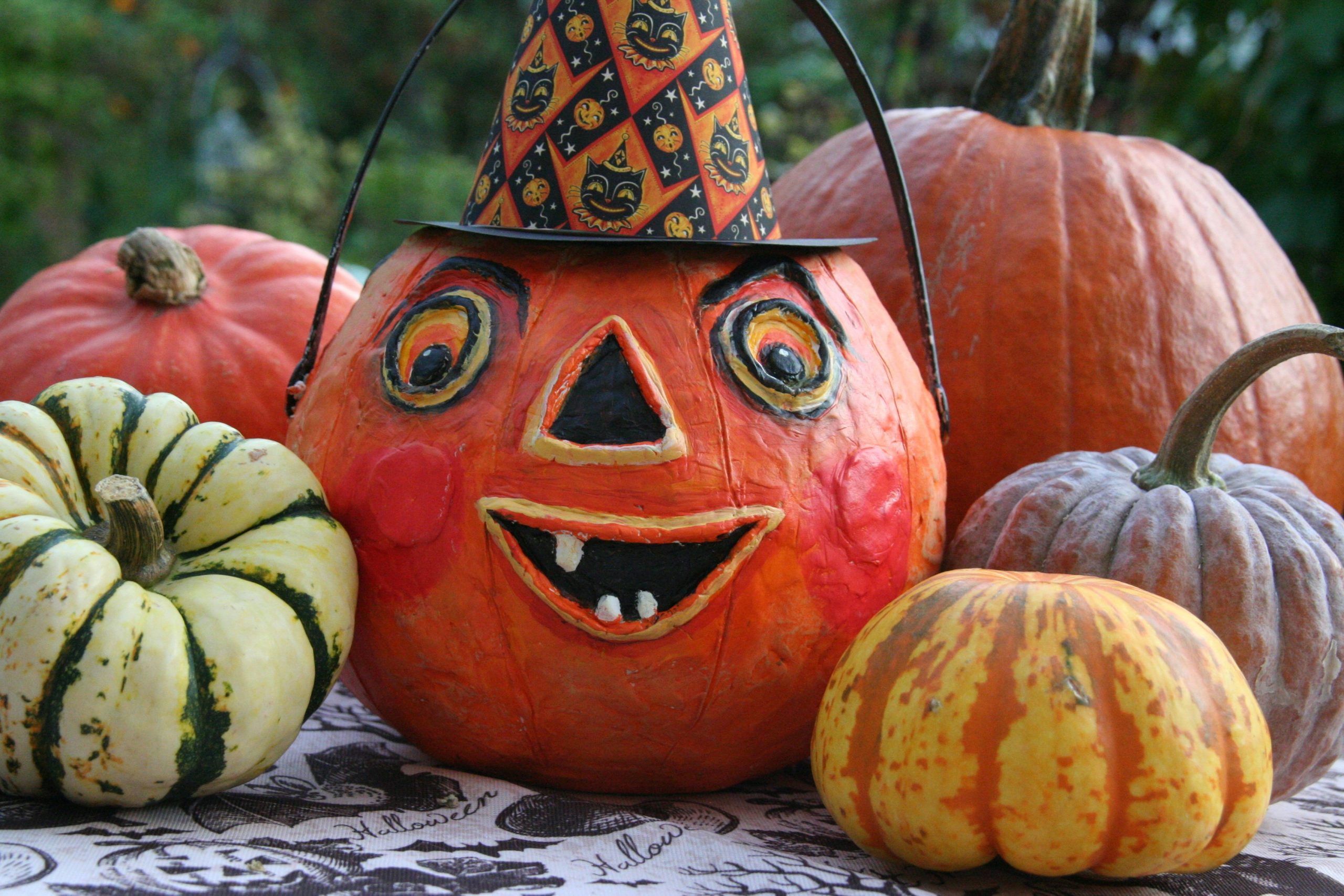 finished my second trick or treat bucket...