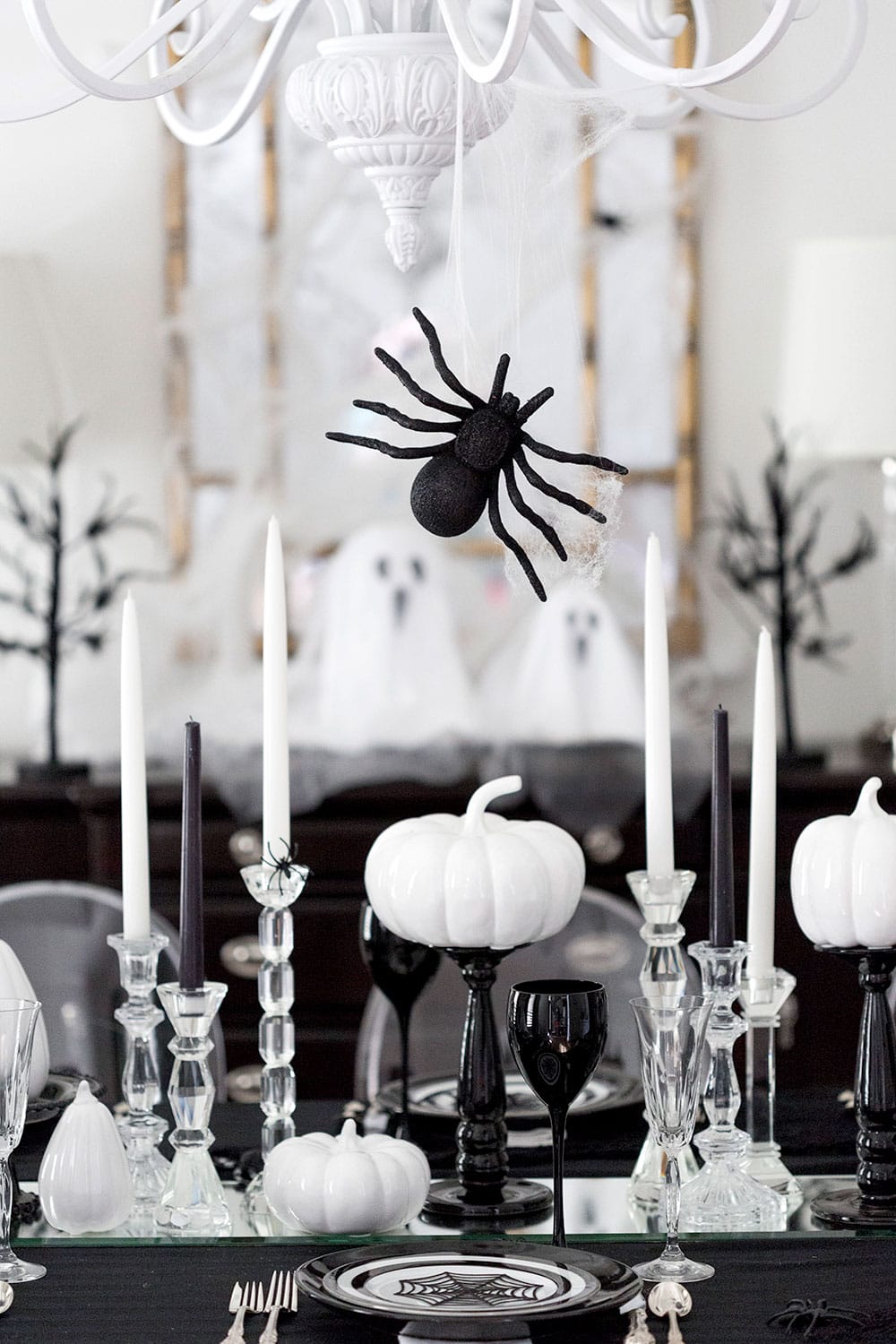 Host a Spooktacular Halloween Dinner Party - Pizzazzerie