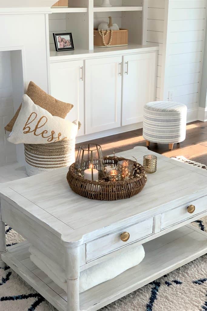 How to Decorate a Fall Coffee Table (in 5 Minutes) - thetarnishedjewelblog