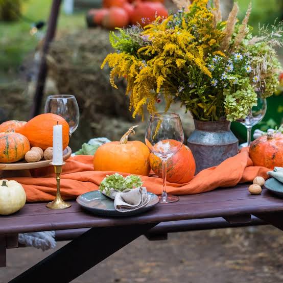 How to Have Thanksgiving Dinner Outdoors | Food Network