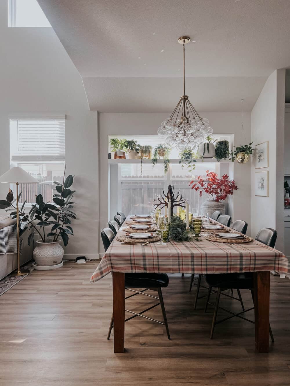 My Go-To Thanksgiving Centerpiece – Love & Renovations