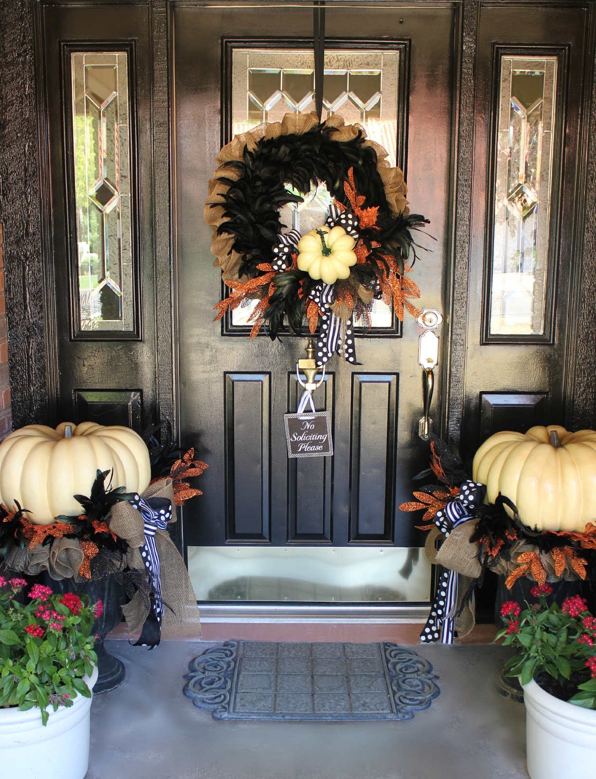 My Sister's Crazy!: PORCH DECORATIONS THAT EASILY TRANSITION FROM HALLOWEEN INTO THANKSGIVING. FALL BURLAP AND WHITE PUMPKIN WREATH FOR FRONT DOOR.