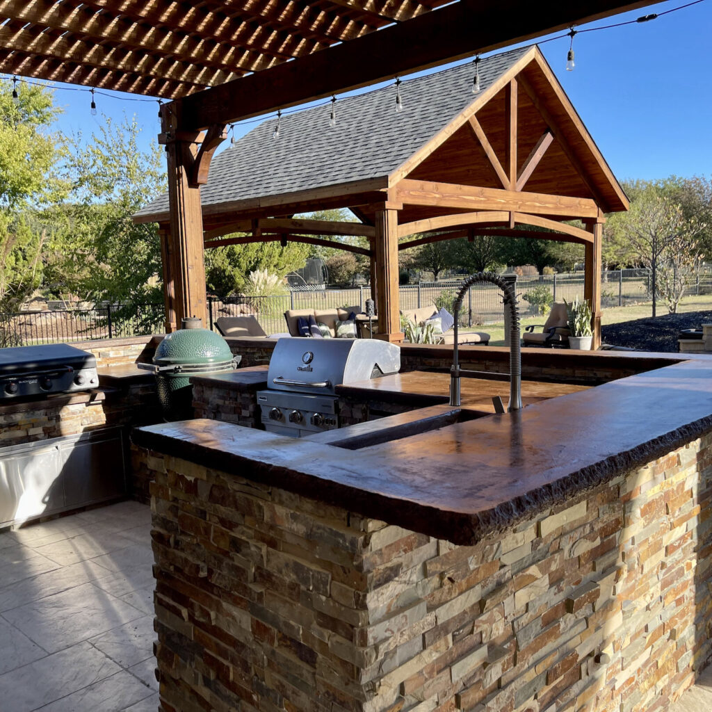 Outdoor Kitchen Companies Dallas Fort Worth Area | A Better Fence Company | A + Highly Rated