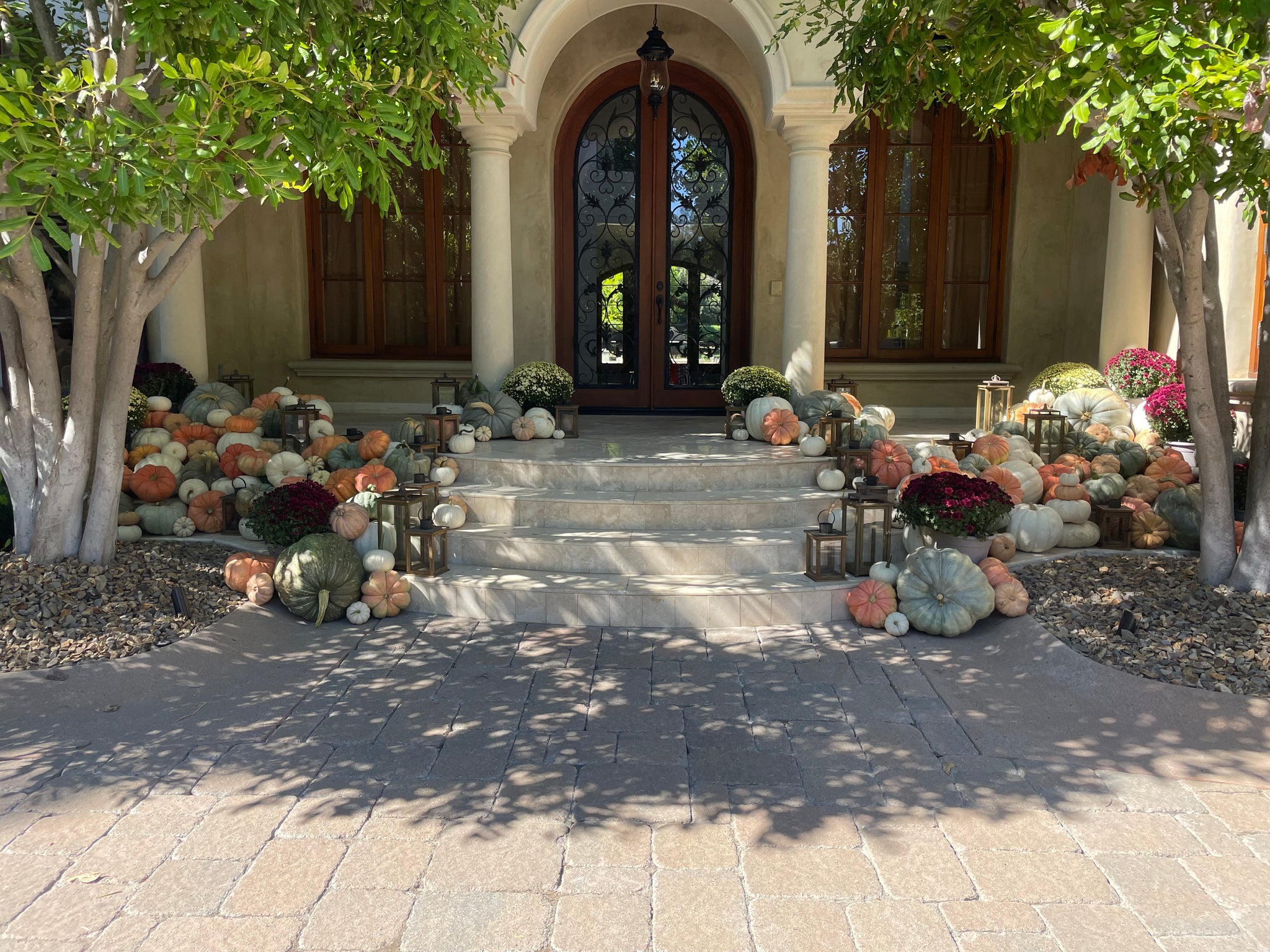 Pumpkin Porch Display - Pumpkin Home Decoration - Real Pumpkin Display – Mr. Jack O' Lanterns Pumpkins