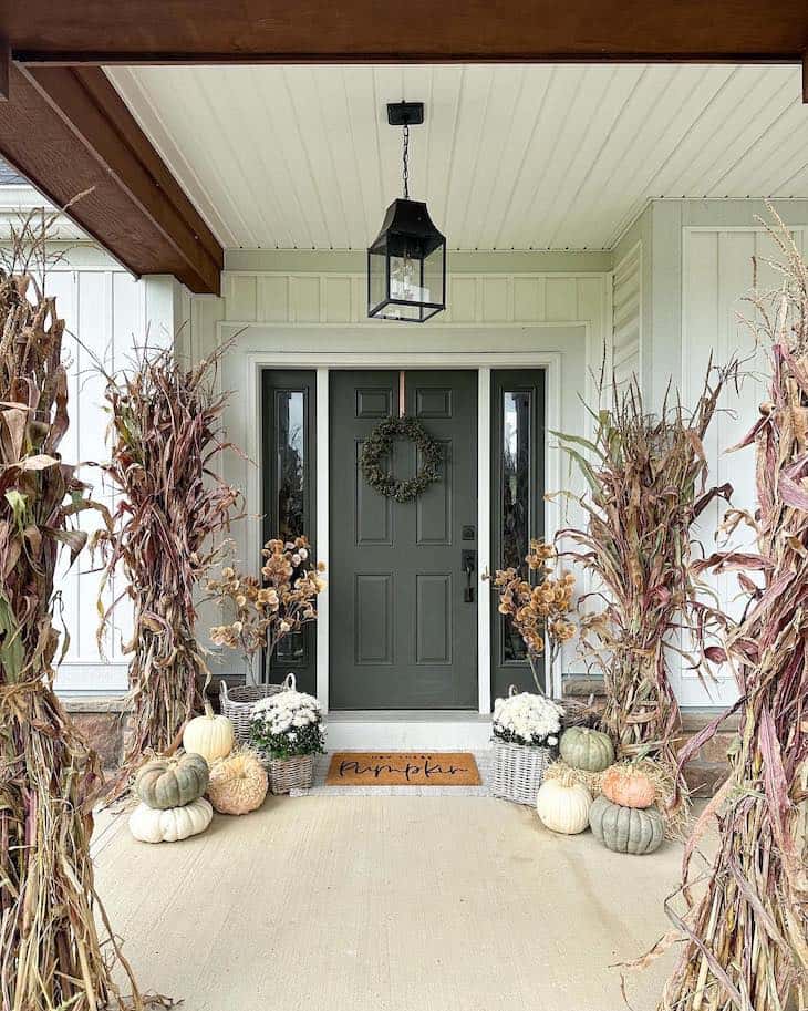 Simple Tips for Decorating Your Front Porch for Fall - Farmhousehub