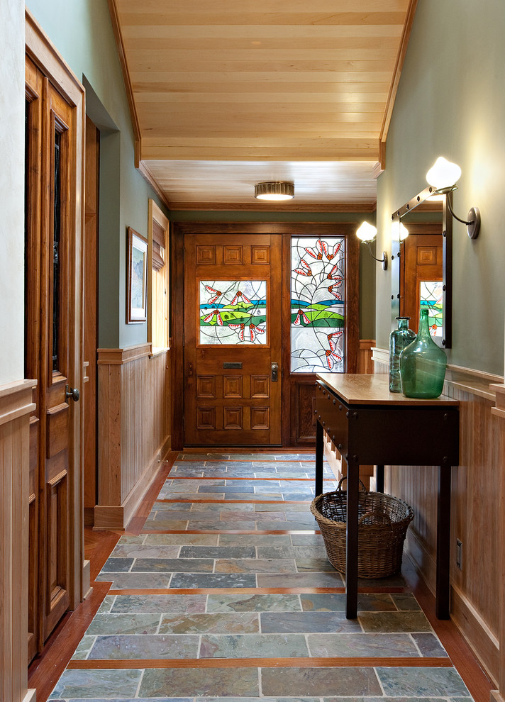 Wainscoting Ideas: How to Get a Distinctive Look