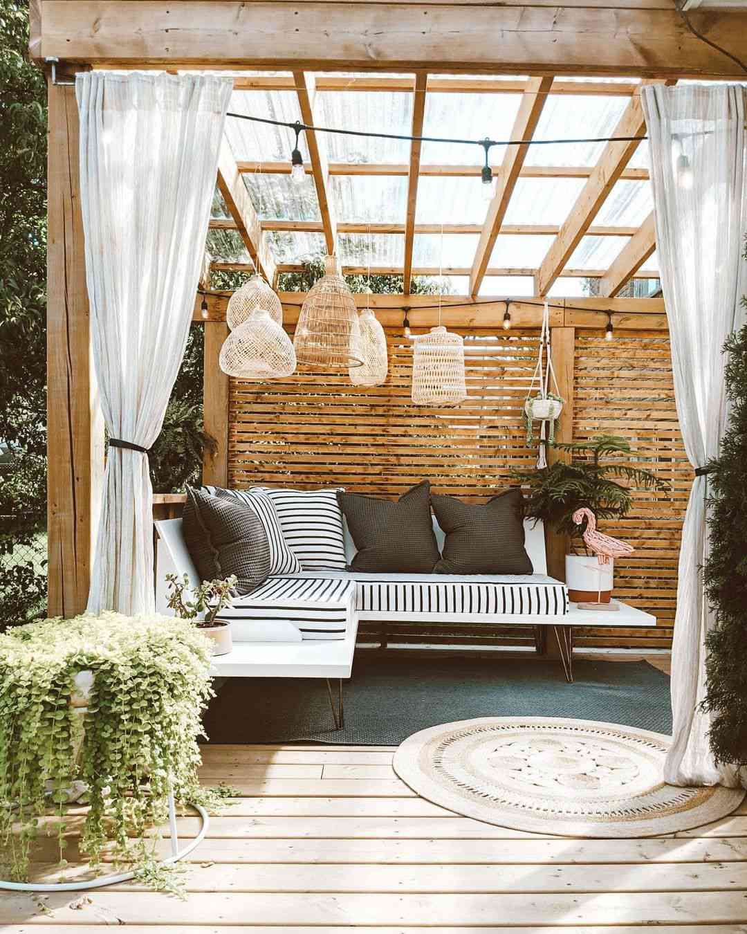 12 Pergola Roof Ideas That Work in Every Outdoor Space