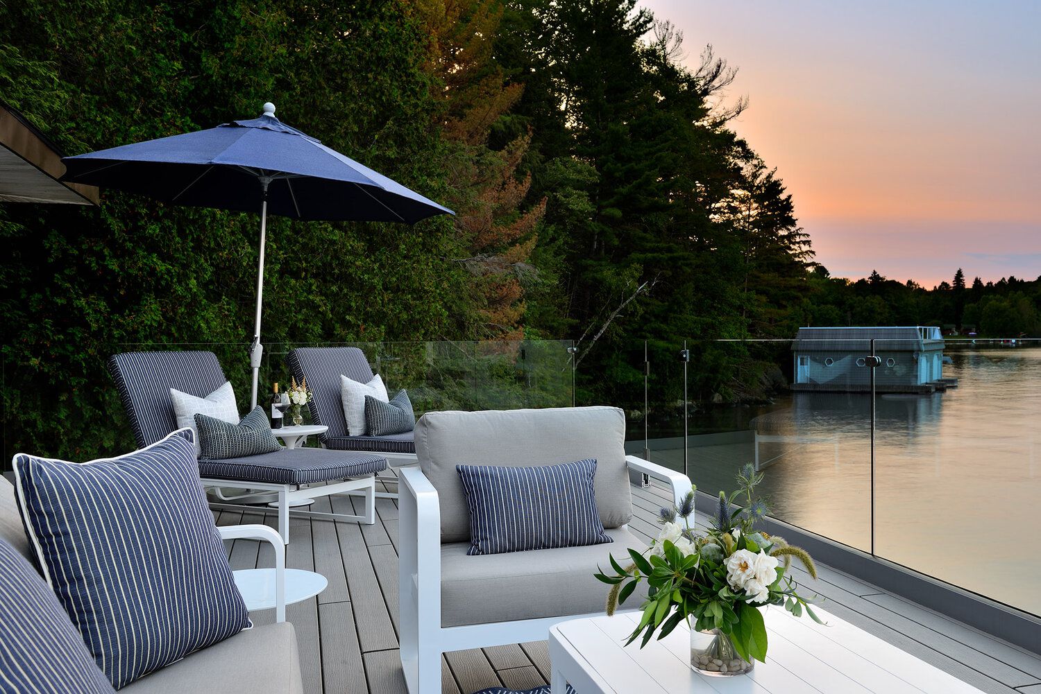 13 Deck Furniture Ideas for a Dream Backyard