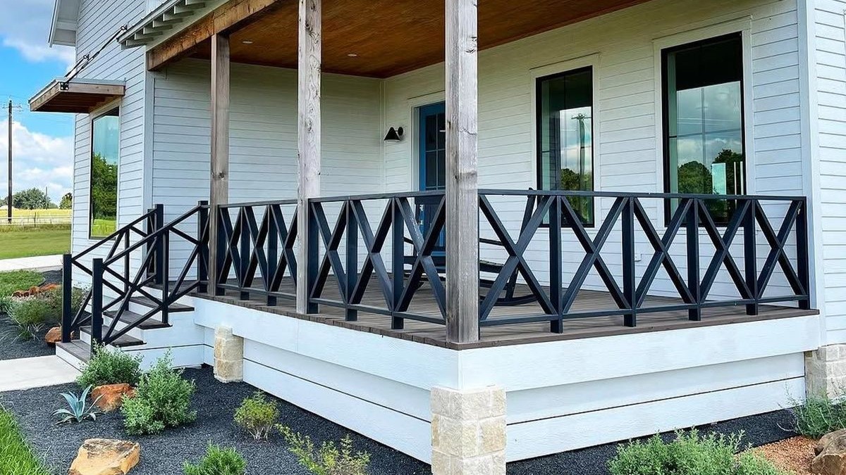 14 Porch Railing Ideas for 2026 That Replace Basic Balusters With Designs That Actually Change the Structure
