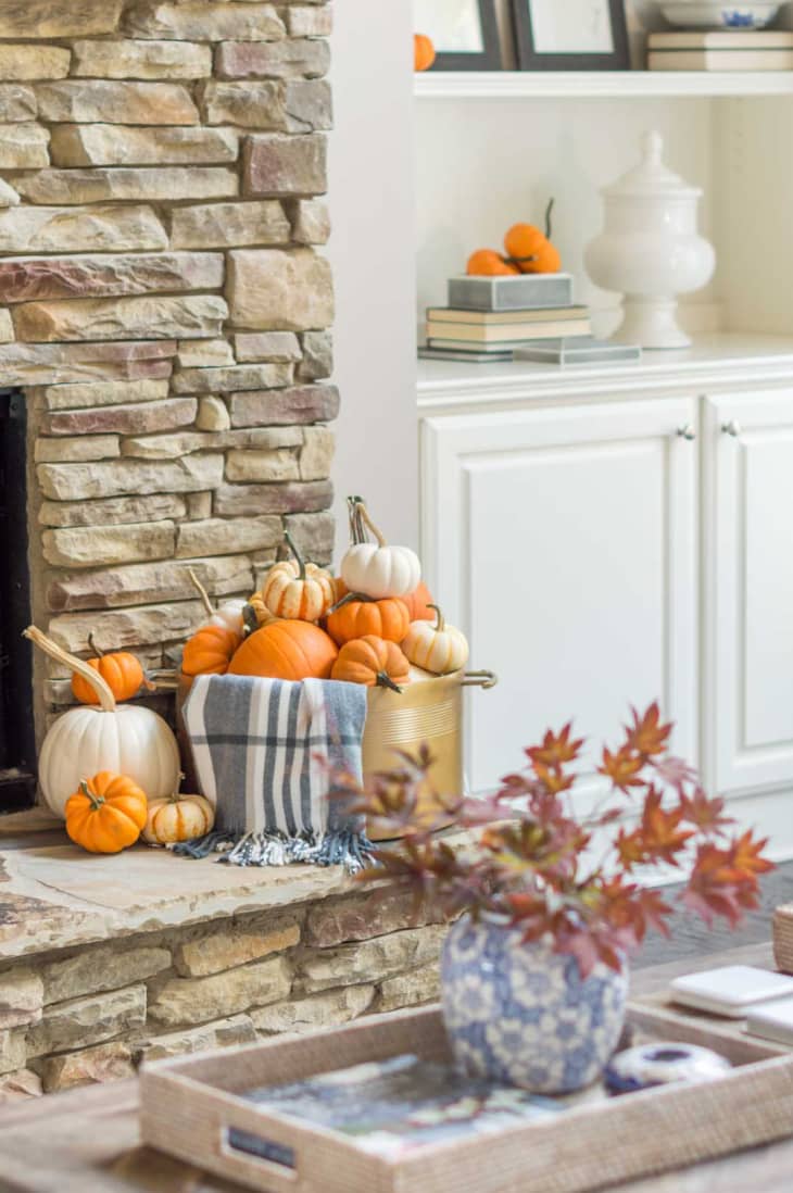 16 Easy DIY Ideas for Decorating with Pumpkins - Cool Ideas for Pumpkins | Apartment Therapy