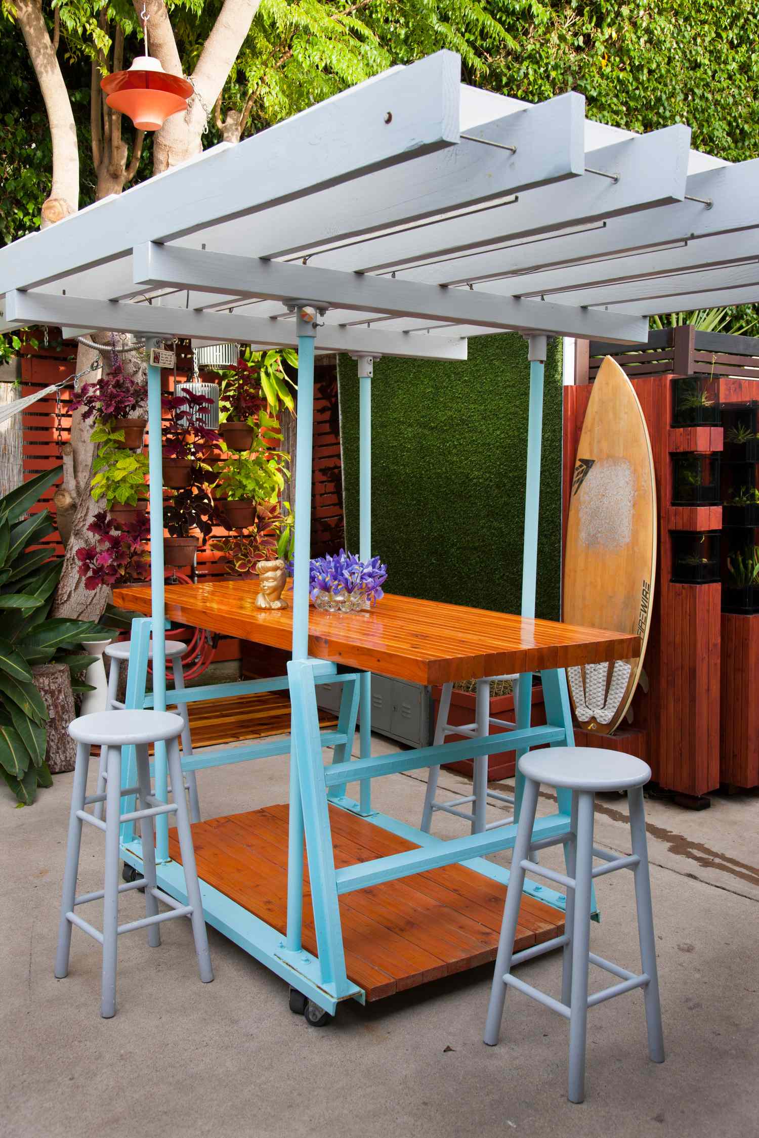 30 Outdoor Bar Ideas Perfect for Entertaining