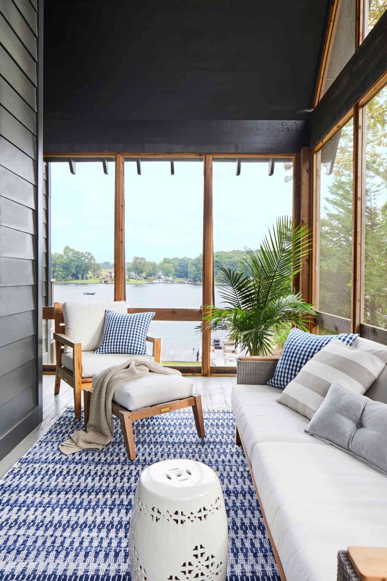 30 Screened-In Porches You'll Never Want To Leave