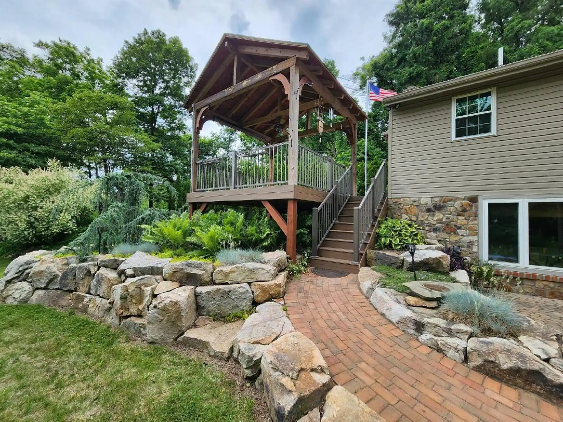 7 Covered Deck Ideas to Transform Your Outdoor Space
