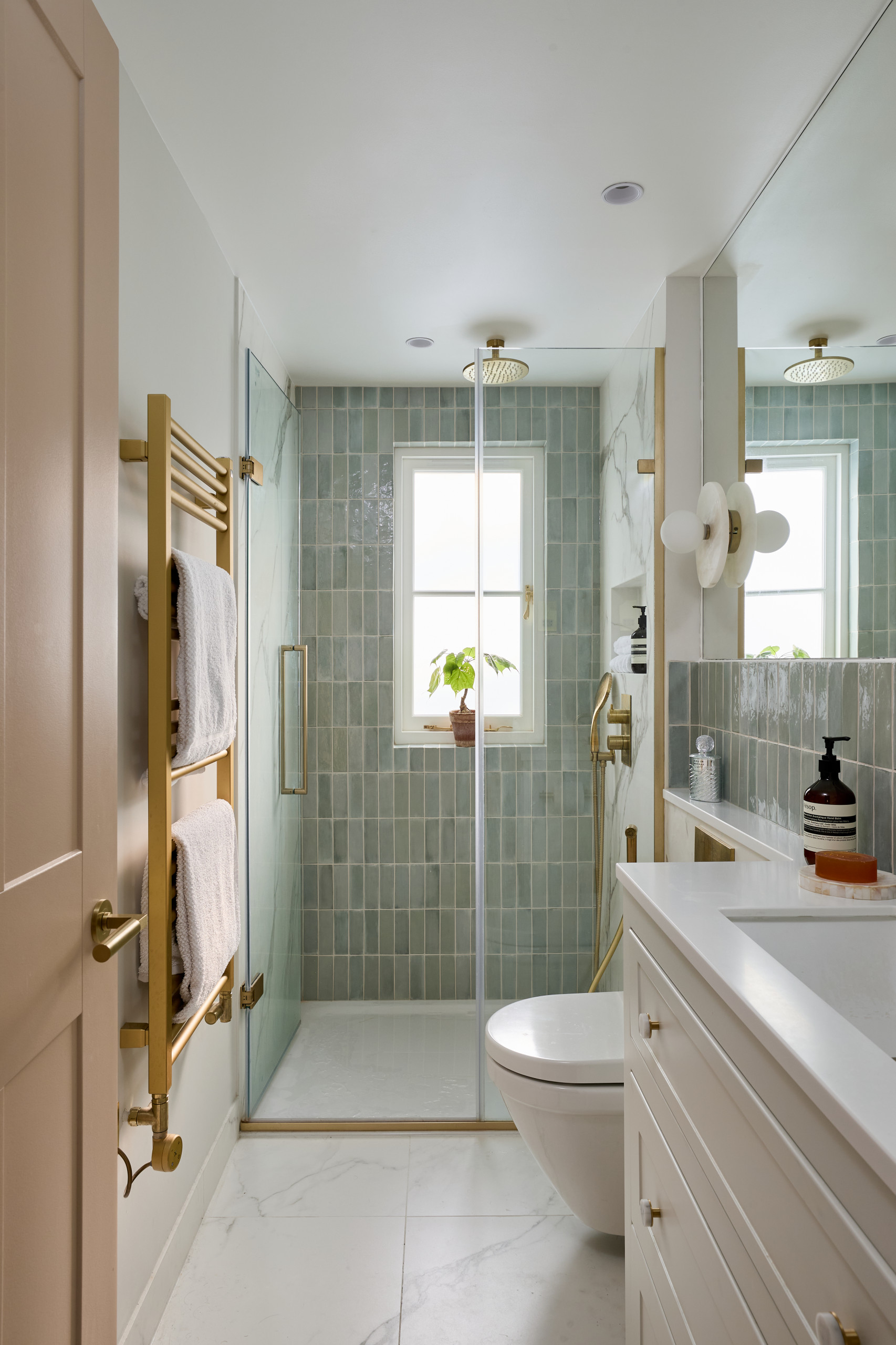 75 Most Popular 75 Beautiful Bathroom with a Curbless Shower Ideas & Designs Design Ideas for September 2026 | Houzz NZ
