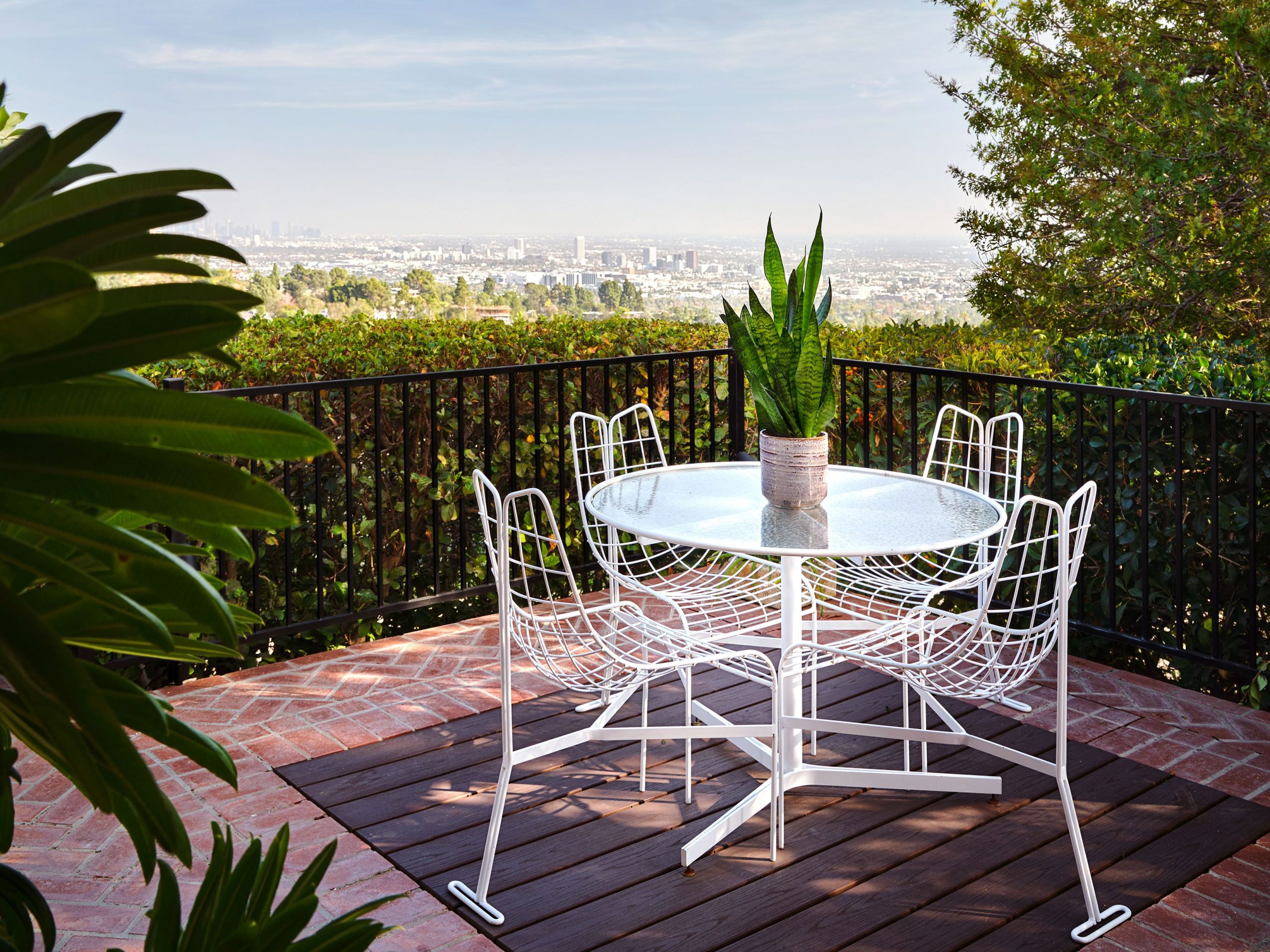98 Outdoor Seating Ideas That Will Refresh Your Backyard and Rooftop | Architectural Digest