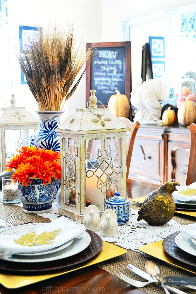 A Blue, Blue, Blue Thanksgiving Tablescape!