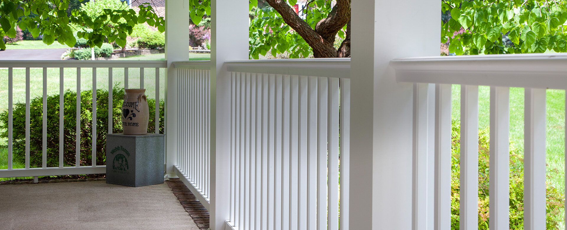 Barrette Composite Railing