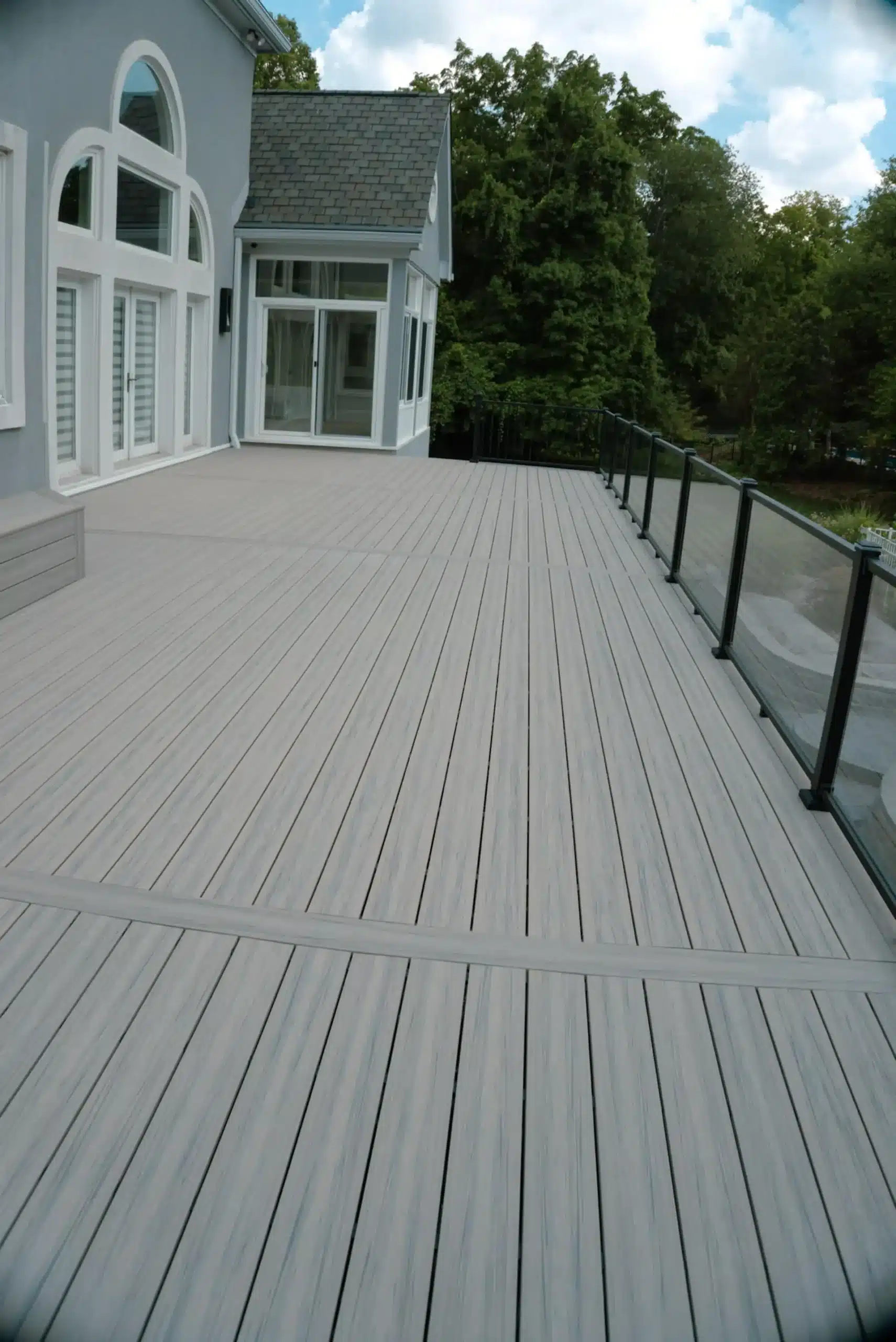 Best Composite Decking Material: Brand Breakdown