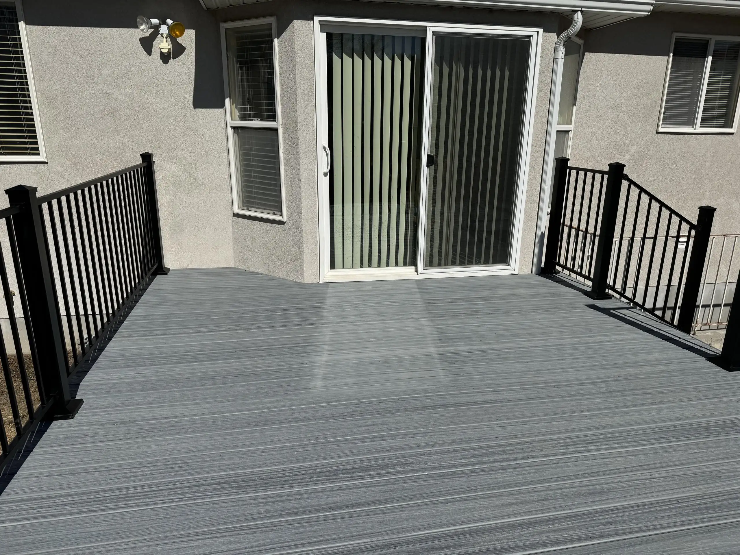 Best Composite Decking Material in Massachusetts: Top 2026 Brands
