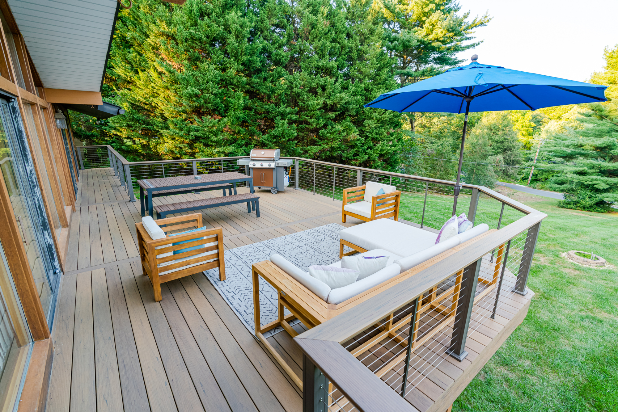 Composite Decks That Look Like Natural Wood - Integrous Fences and Decks