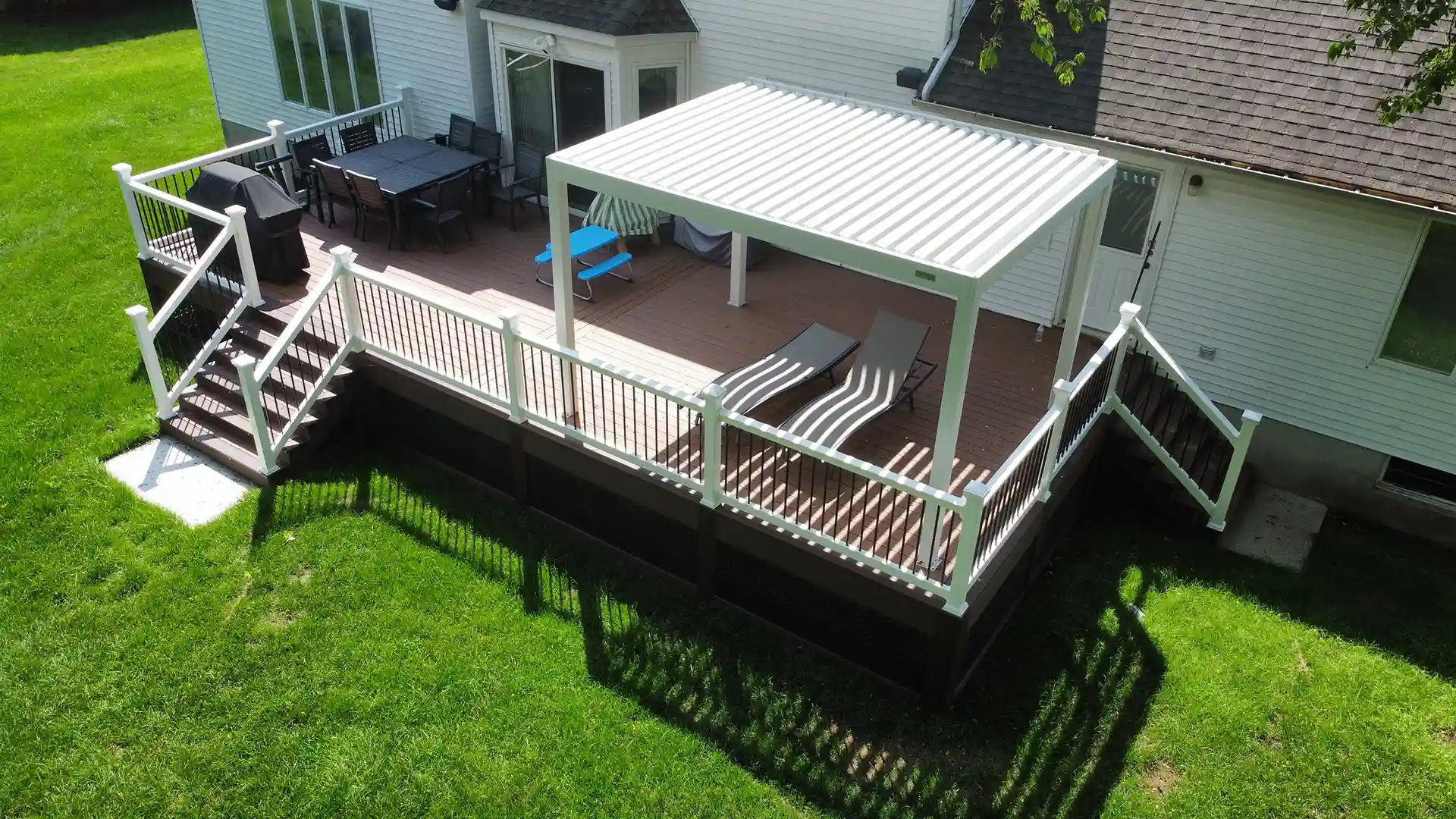 Covered Porch vs Screened Porch vs Pergola vs Sunroom