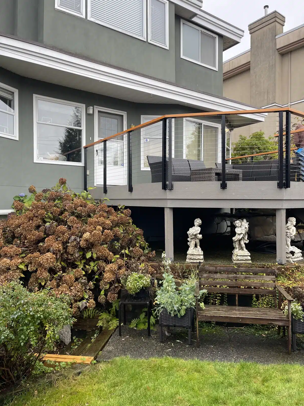 Custom Cable Railing Installation For Decks, Stairs | Vancouver & North Shore