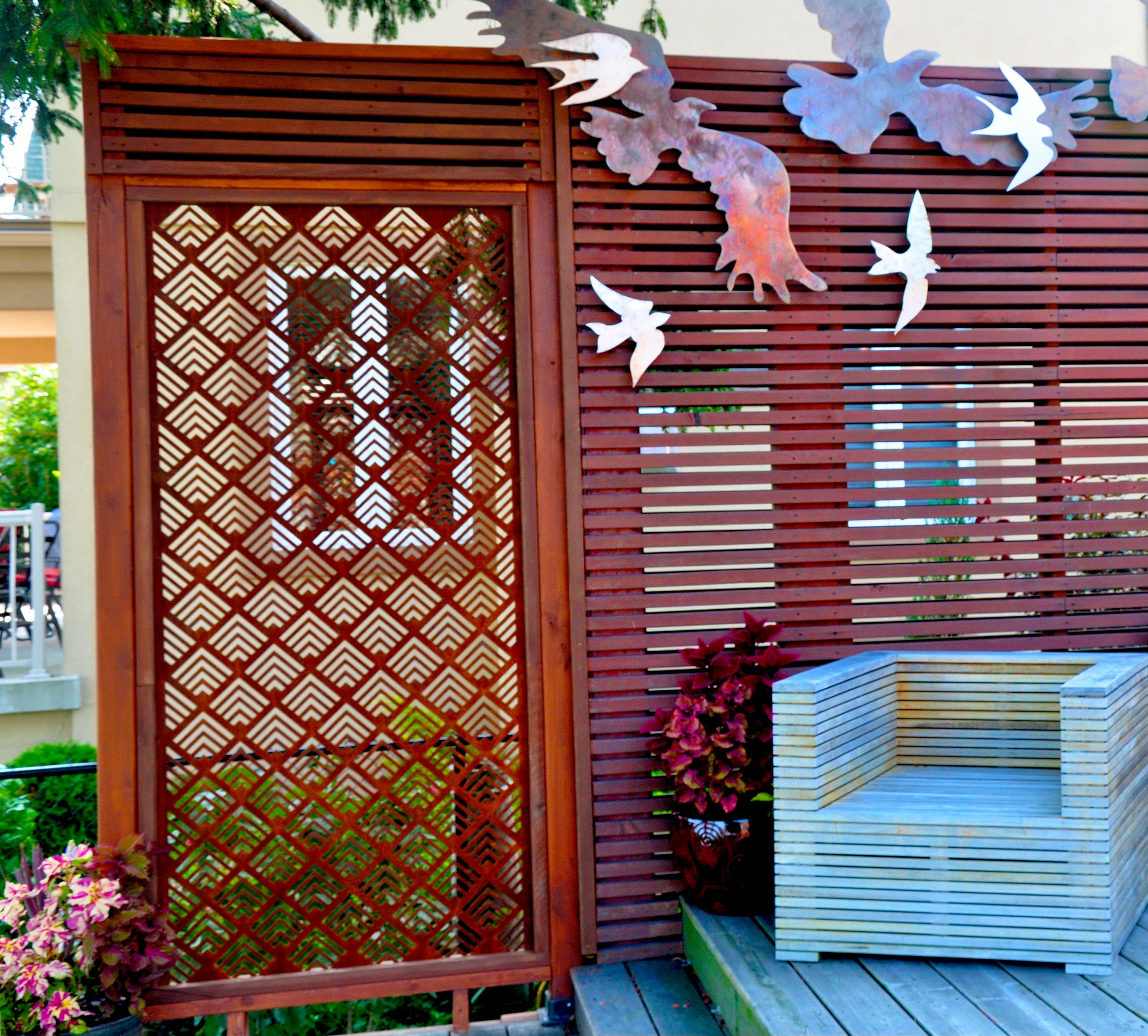 Custom Metal Privacy Screens and Panels - Dusil Design and Landscape Inc.