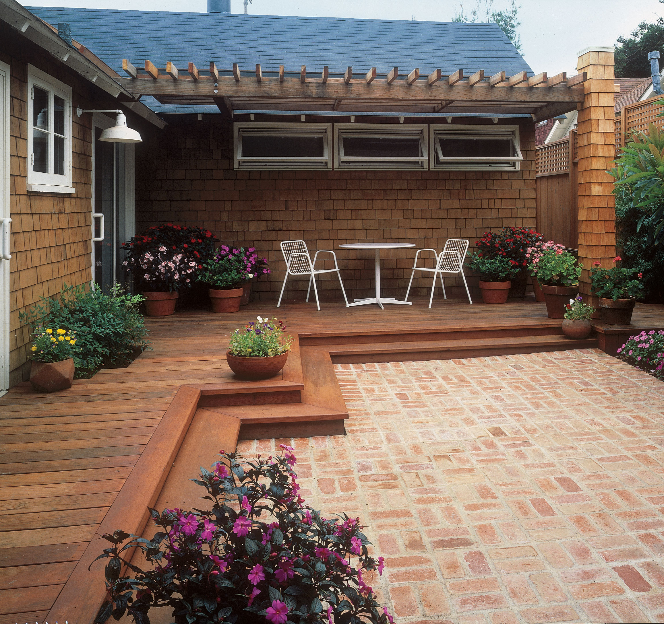 Deck Ideas: 40 Ways to Design a Great Backyard Deck or Patio - Sunset – Sunset Magazine