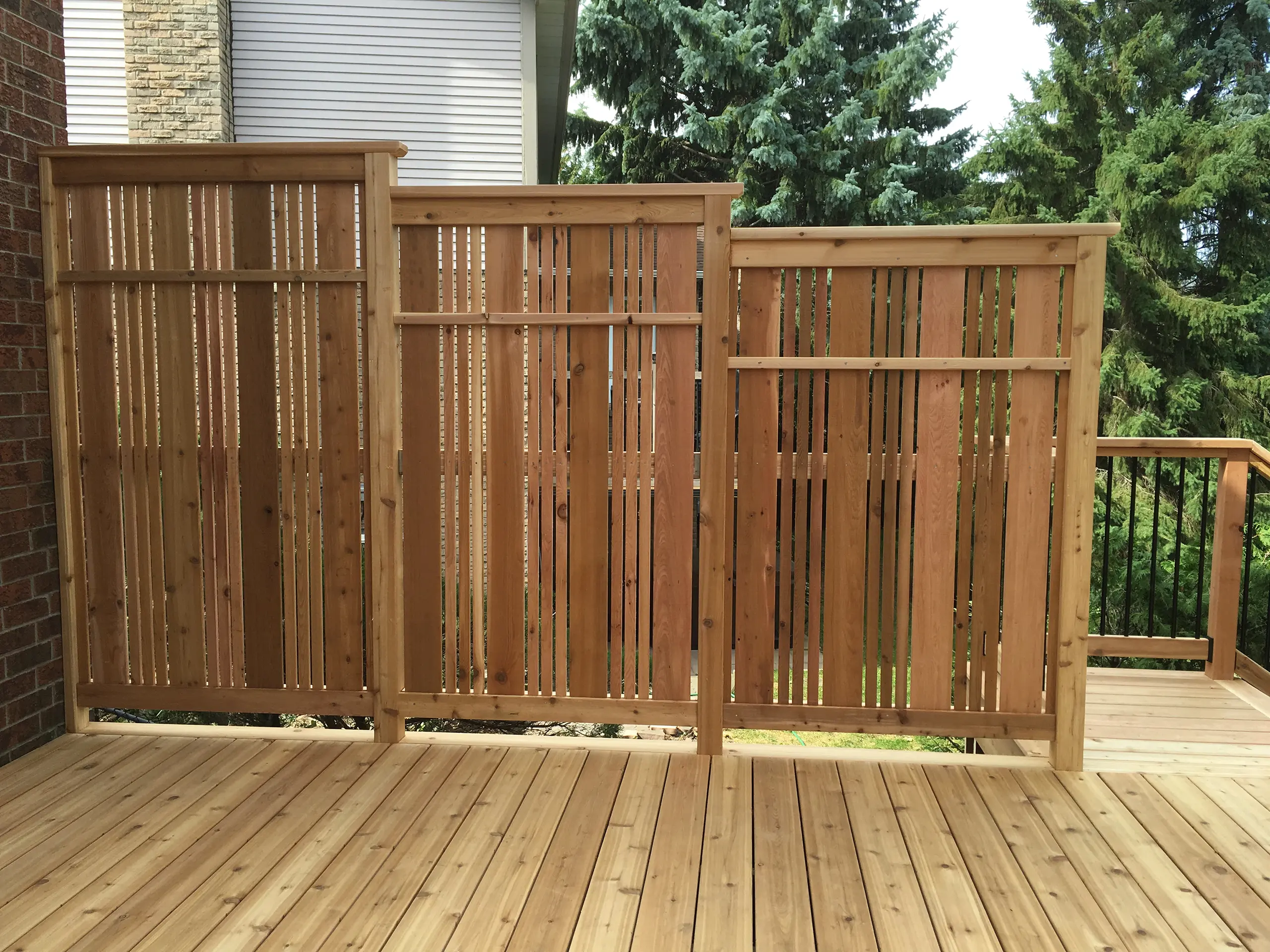 Deck Privacy Screens & Louvered Walls | Flann Fence & Deck