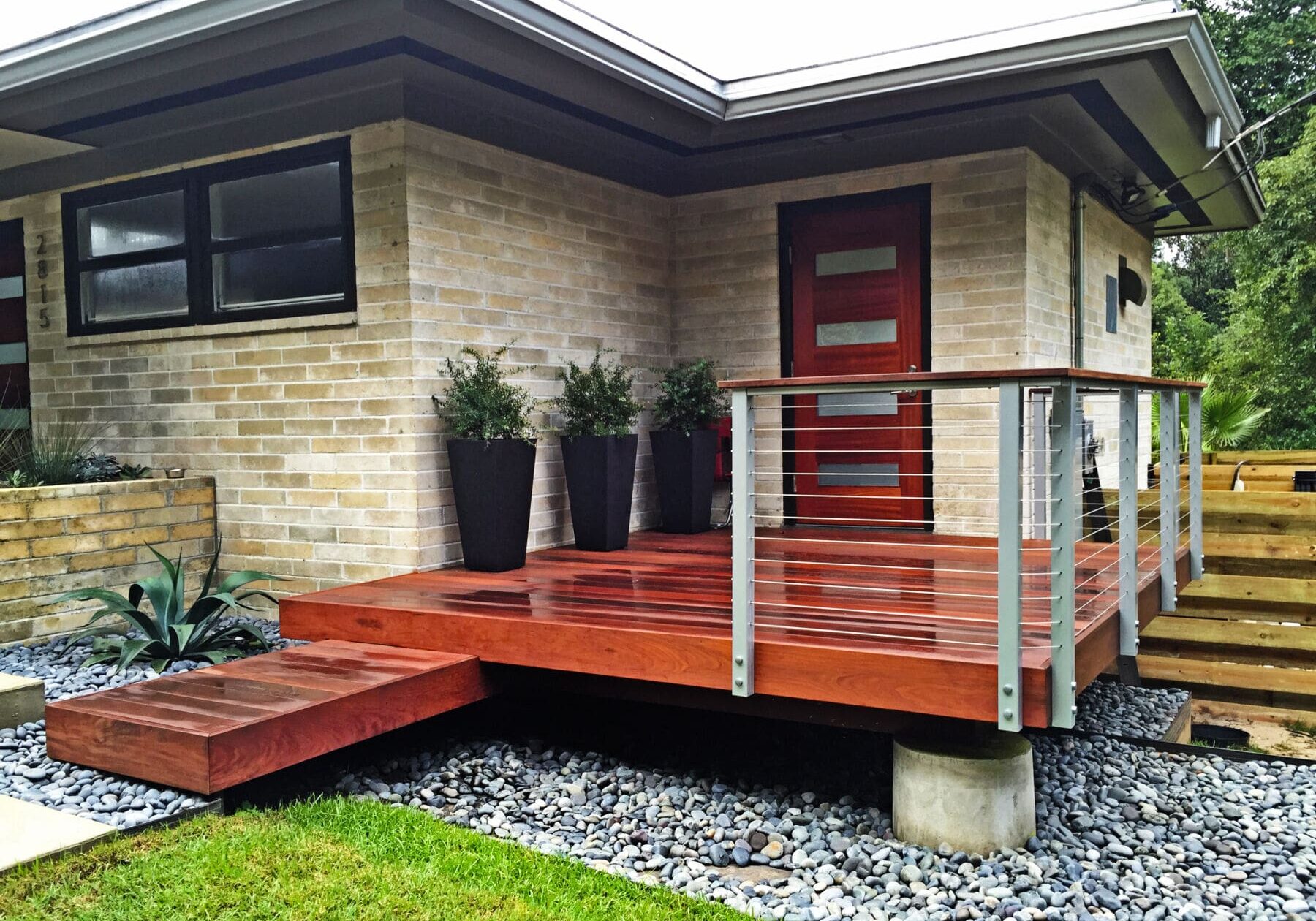 Deck Railing Ideas | Stainless Cable Railing