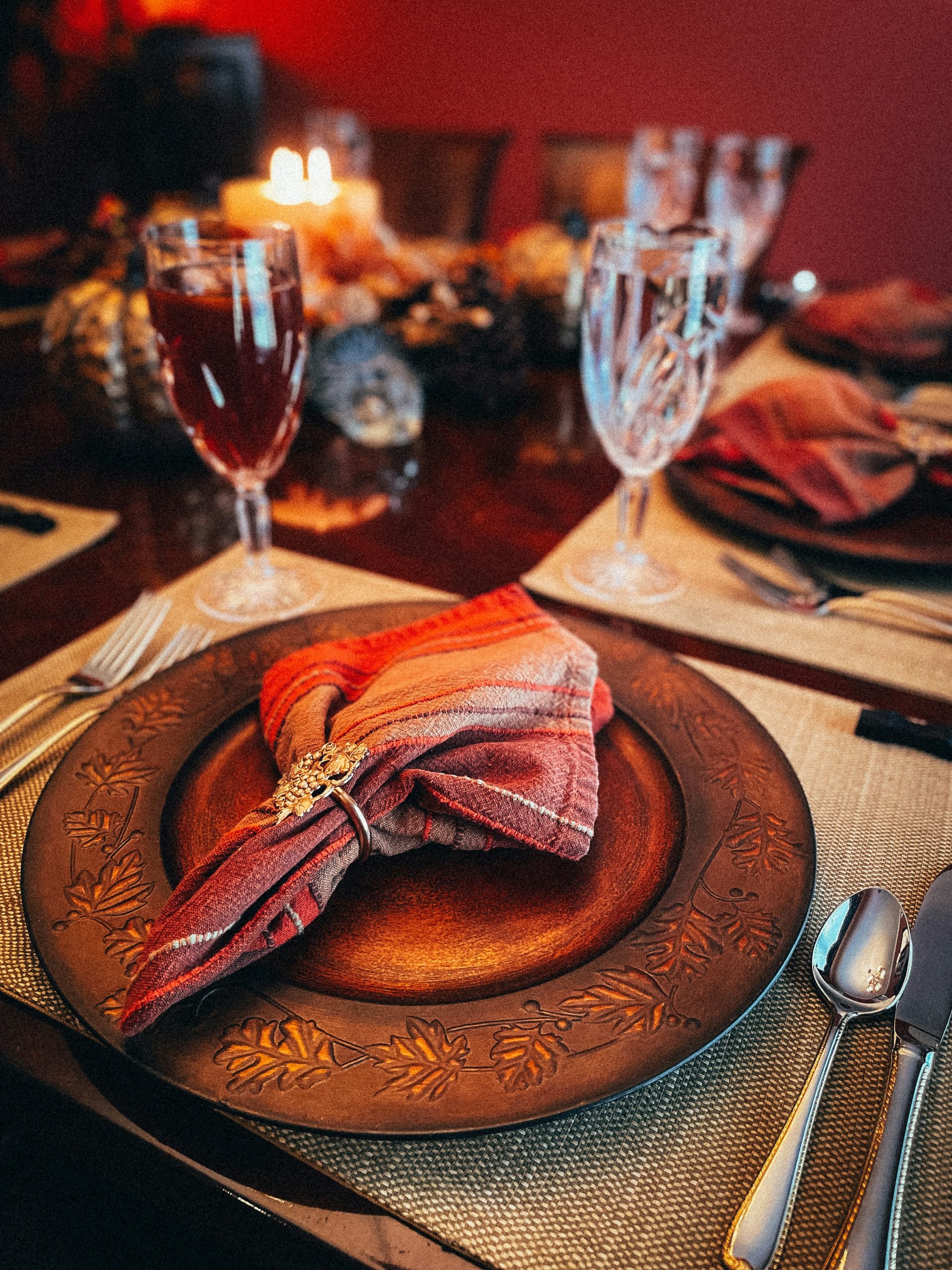 Dining room with glass goblets
